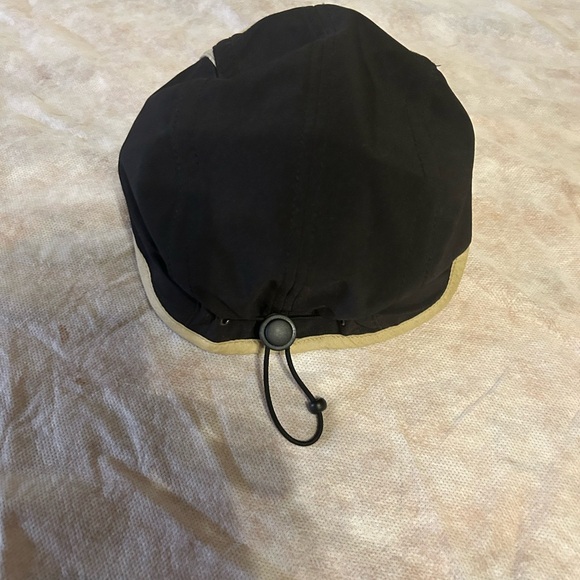 Vintage Porsche Design Black and Gold Hat nwt - Picture 5 of 12